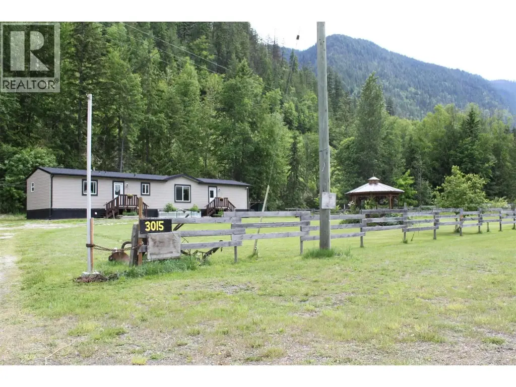 3015 6 Highway, Nakusp